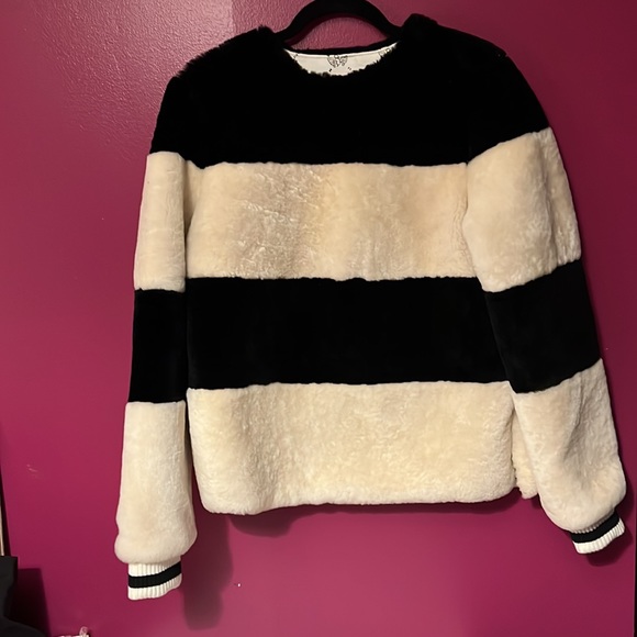 IiJin 100% wool SZ2 pullover lined knit cuff black ring 5” slit sides warm NWOT - Picture 14 of 14